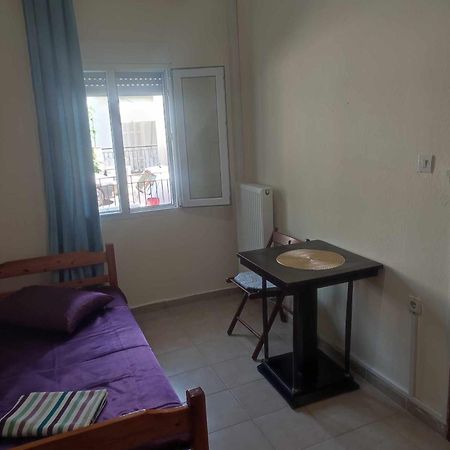 Beautiful Apartment Anais Near The Sea 아기아 트리아스 외부 사진